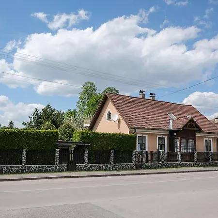 Vidiecky Dom Alexsandra - V Sukromi Landhaus Liptovska Ondrasova