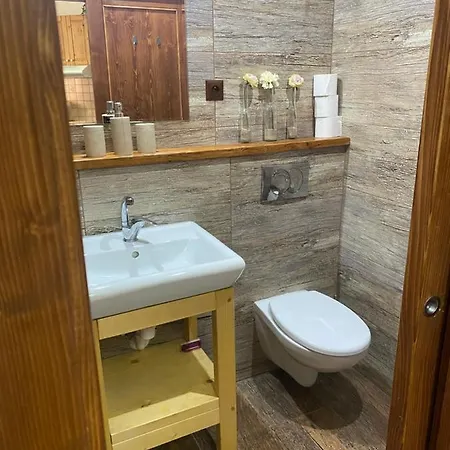 Vidiecky Dom Alexsandra - V Sukromi *